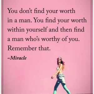 Meet your Posher, Hollis